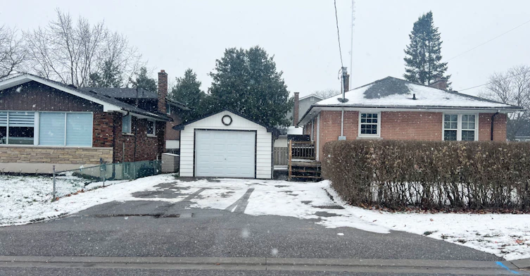 BSMT-1101 King Street, Whitby, ON, L1N 5A9