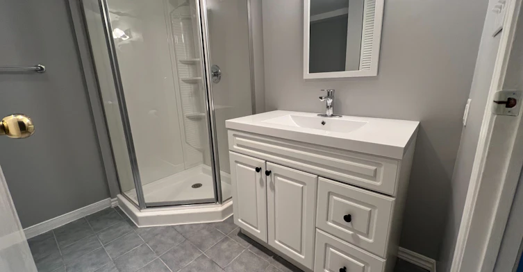 BSMT-1101 King Street, Whitby, ON, L1N 5A9 - 5
