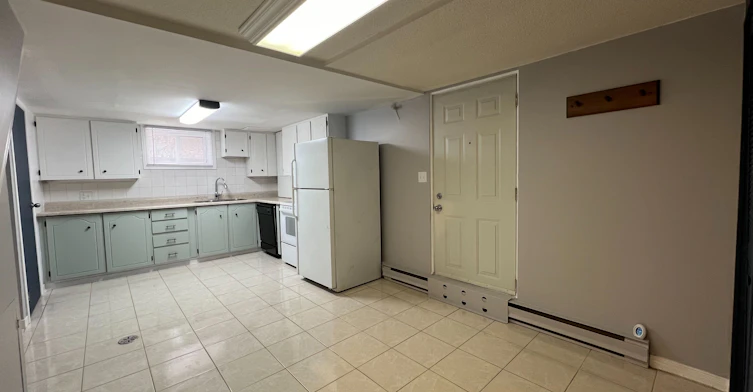 BSMT-1101 King Street, Whitby, ON, L1N 5A9 - 2