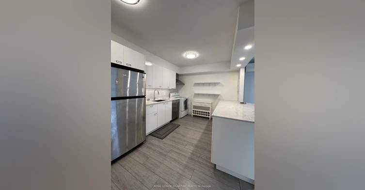 3-1089 Broadview Avenue, Toronto, ON, M4K 2S4 - 4