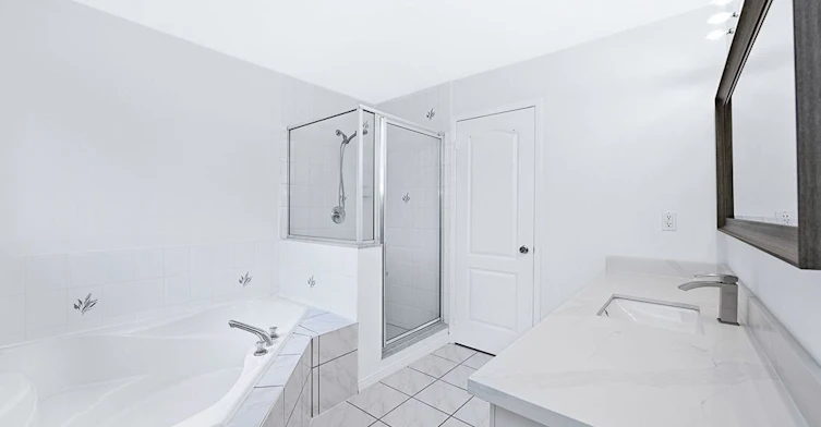 7 Mcalpine Avenue, Ajax, ON, L1T 4H9 - 7
