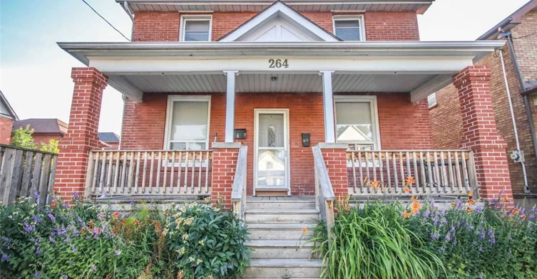 1-264 Jarvis Street, Oshawa, ON, L1G 5K9