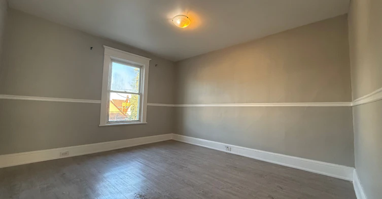 1-264 Jarvis Street, Oshawa, ON, L1G 5K9 - 3