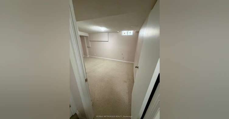 Bsmt-18 Carrick Avenue, Ajax, ON, L1T 2P4 - 13