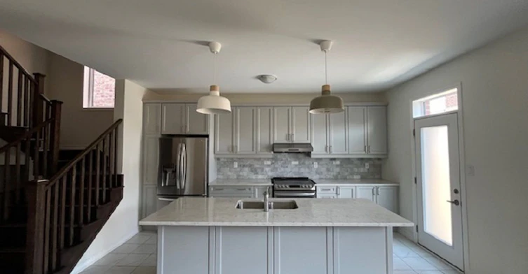 17 Lockyer Drive, Whitby, ON, L1P 0M1 - 3