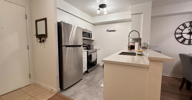 725-3650 Kingston Road, Toronto, ON, M1M 3X9 - 3
