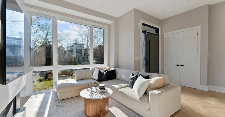 MAIN FULL HOUSE-171 Durant Avenue, Toronto, ON, M4J 4W5 - 5