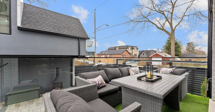 MAIN FULL HOUSE-171 Durant Avenue, Toronto, ON, M4J 4W5 - 34