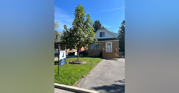 2-7 Valerie Road, Toronto, ON, M1P 1G1 - 2