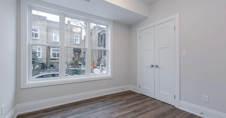 Main-19 Fernwood Park Avenue, Toronto, ON, M4E 3E8 - 20