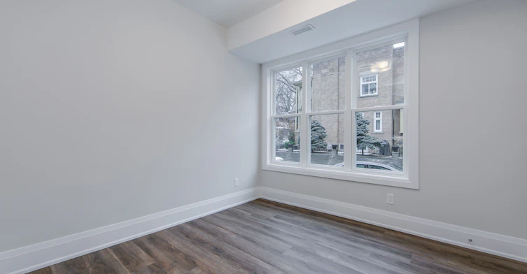 Main-19 Fernwood Park Avenue, Toronto, ON, M4E 3E8 - 18