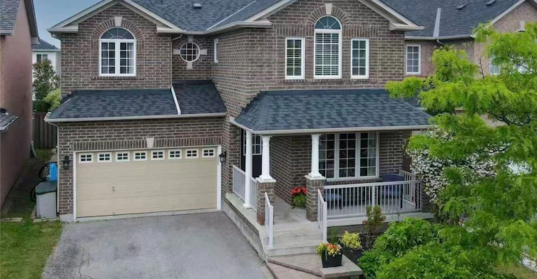 584 Shaftsbury Street, Oshawa, ON, L1K 2V8