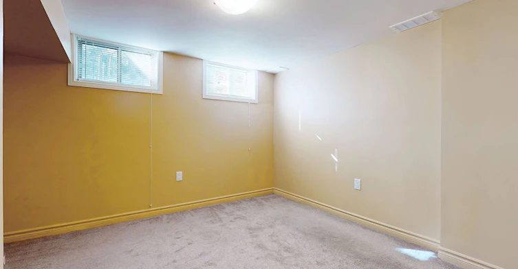Lower-84 Santamonica Boulevard, Toronto, ON, M1L 4H5 - 18