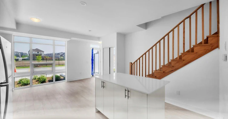 38 Alpine Symphony Path, Oshawa, ON, L1L 0R1 - 2