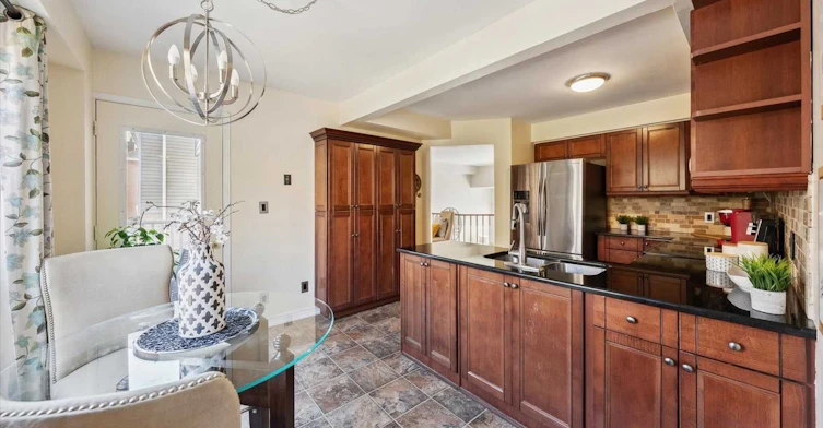 Upper-68 Flint Crescent, Whitby, ON, L1R 1J8 - 11
