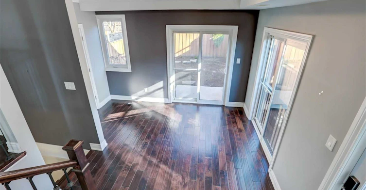58 Sandford Avenue, Toronto, ON, M4L 2E7 - 12