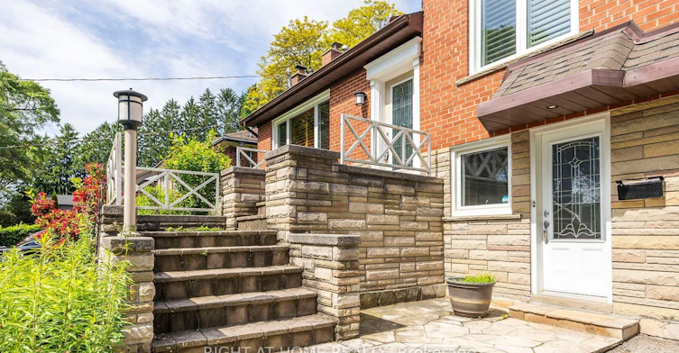 40 Catalina Drive, Toronto, ON, M1M 1K6 - 9
