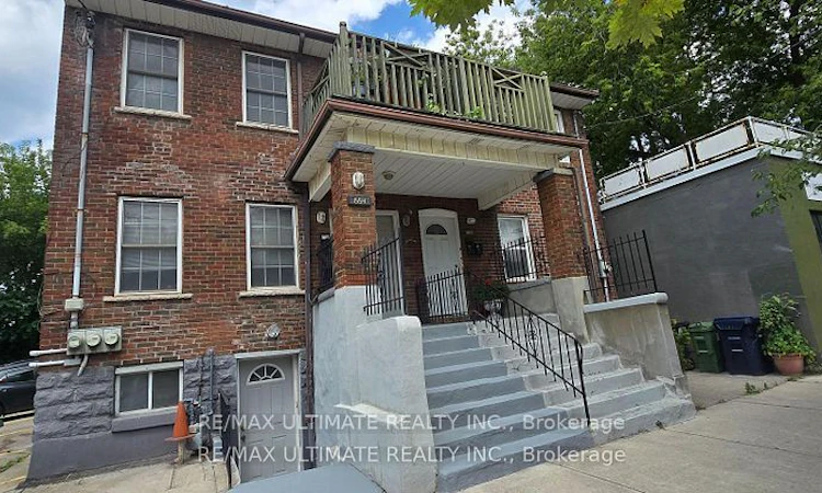 1554 Queen Street E