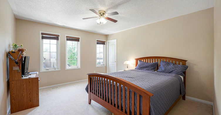 14 Middlecote Drive, Ajax, ON, L1T 0A9 - 32