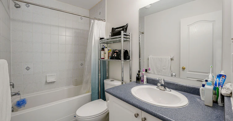 14 Middlecote Drive, Ajax, ON, L1T 0A9 - 29