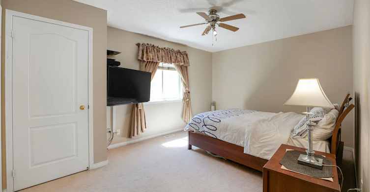 14 Middlecote Drive, Ajax, ON, L1T 0A9 - 30