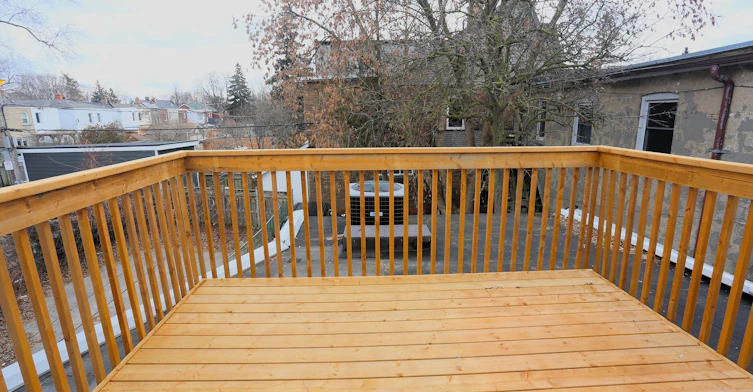 919 Kingston Road, Toronto, ON, M4E 1S6 - 21