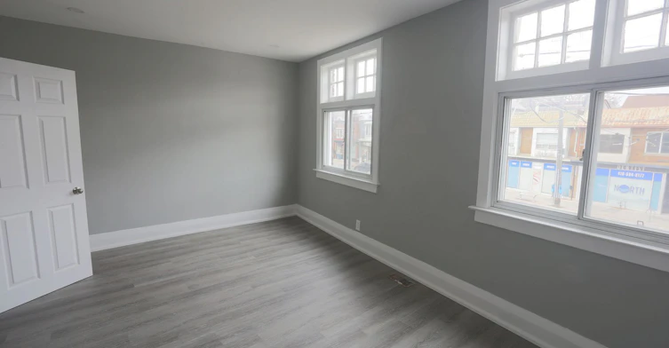919 Kingston Road, Toronto, ON, M4E 1S6 - 3