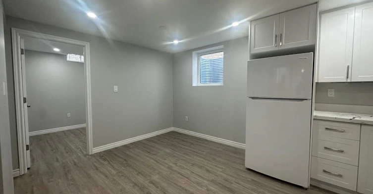 Bsmt-618 Beckworth Square, Pickering, ON, L1V 3K4 - 3