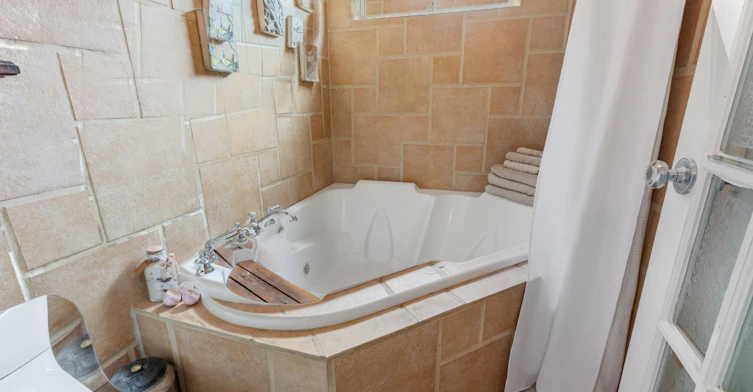 Main-24 Hammersmith Avenue, Toronto, ON, M4E 2W4 - 28