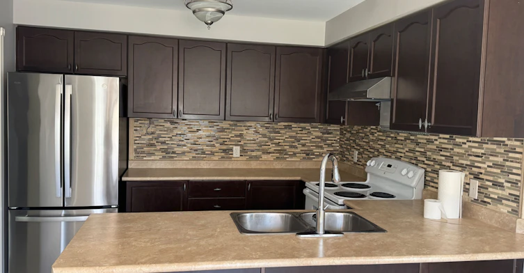 1284 Gyatt Crescent, Oshawa, ON, L1K 0M2 - 5
