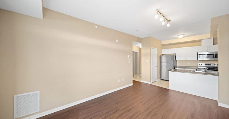 315-84 Aspen Springs Drive, Clarington, ON, L1C 0V3 - 19