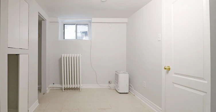 Basement-156 Gillard Avenue, Toronto, ON, M4J 4N6 - 4