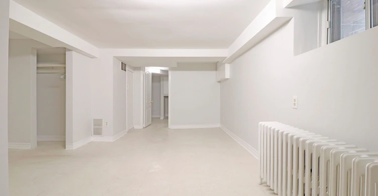 Basement-156 Gillard Avenue, Toronto, ON, M4J 4N6 - 15