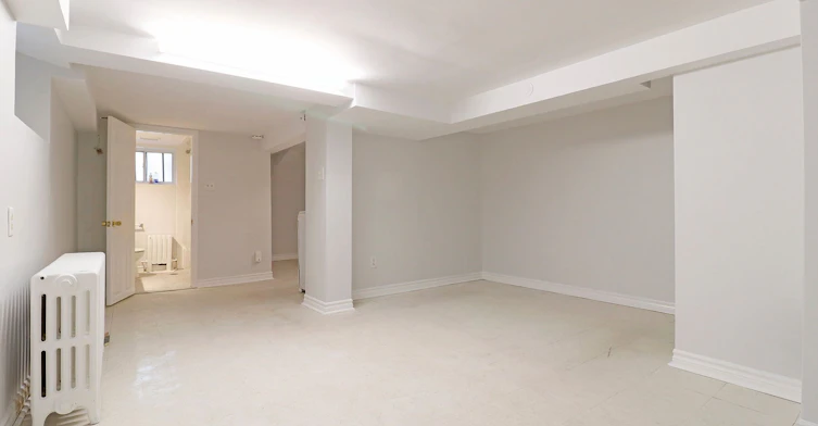 Basement-156 Gillard Avenue, Toronto, ON, M4J 4N6 - 14