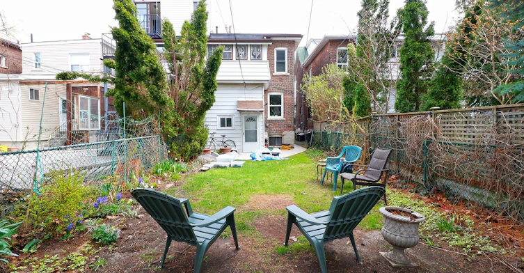 Basement-156 Gillard Avenue, Toronto, ON, M4J 4N6 - 24