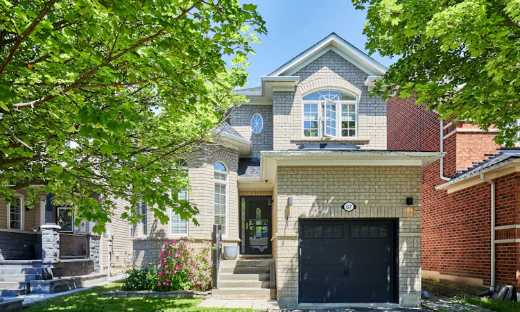 67 Kenilworth Crescent