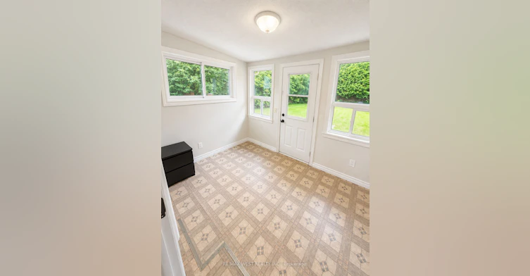 Main Floor-120 Bell Drive, Whitby, ON, L1N 2T2 - 8