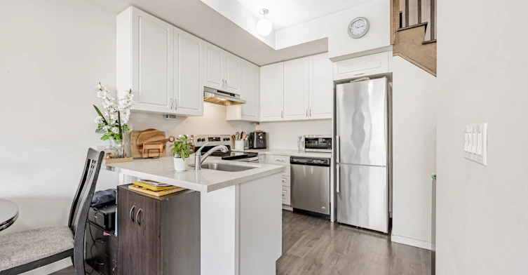 202-1711 Pure Springs Boulevard, Pickering, ON, L1X 0E3 - 7