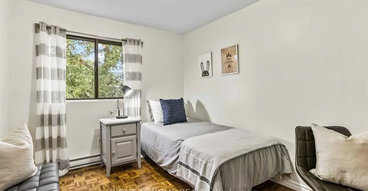 3-350 Camelot Court, Oshawa, ON, L1G 6P7 - 22