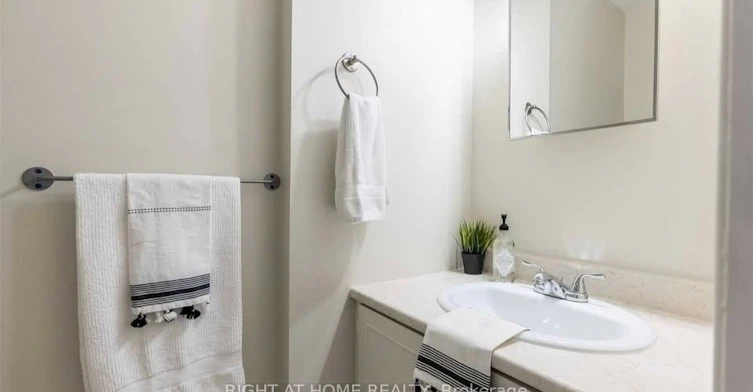 3-350 Camelot Court, Oshawa, ON, L1G 6P7 - 21