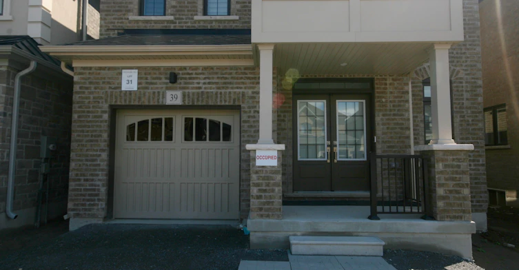 39 Ed Ewert Avenue, Clarington, ON, L1B 1G9 - 2