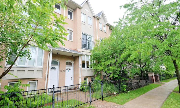 908-29 Rosebank Drive