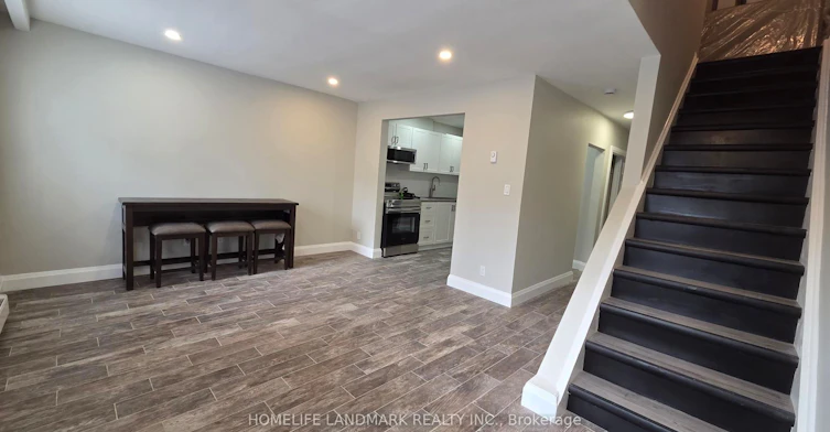 1-793 Broadview Avenue, Toronto, ON, M4K 2P8 - 13