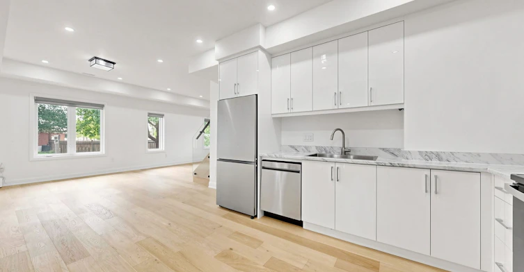 Main-2205 Victoria Park Avenue, Toronto, ON, M1R 1V8 - 9