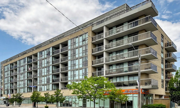 415-3520 Danforth Avenue