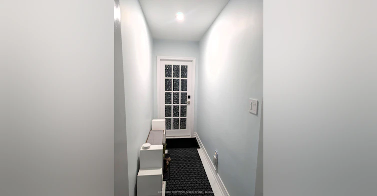 Lower-90 Oakvale Avenue, Toronto, ON, M4J 1J1 - 16