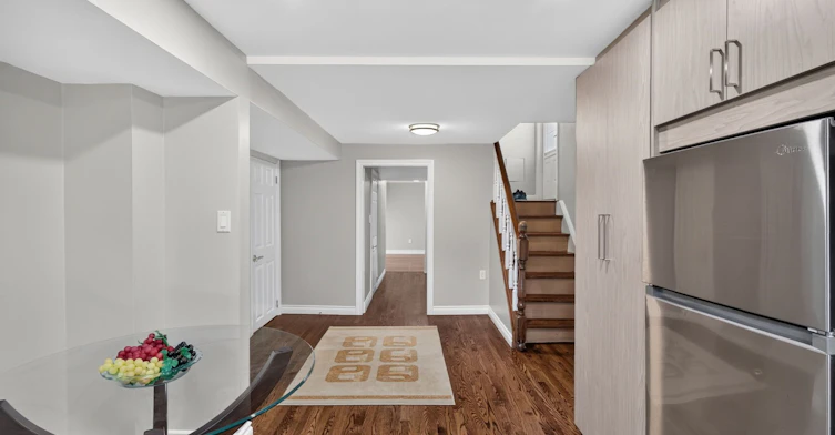 Basement-20 Wye Valley Road, Toronto, ON, M1P 2A4 - 9