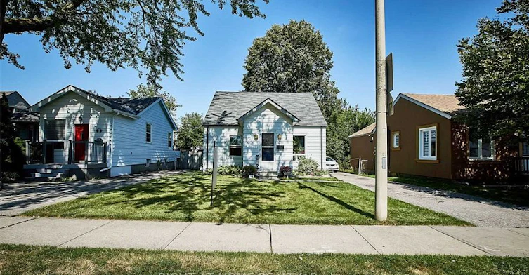 4 Ontario Street, Ajax, ON, L1S 1T5 - 3