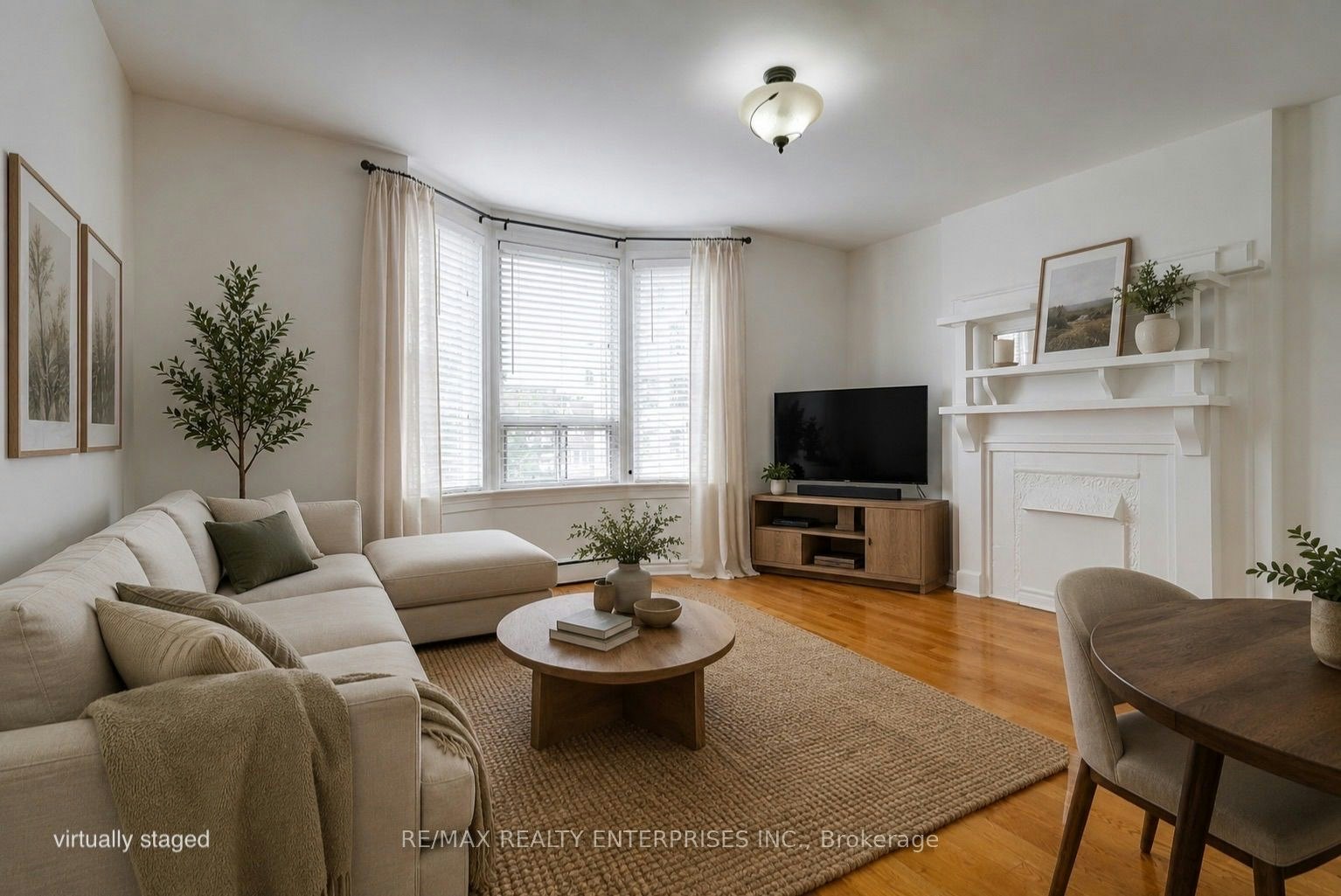 488 Logan Avenue, Toronto, ON, M4M 1Y5 - 5
