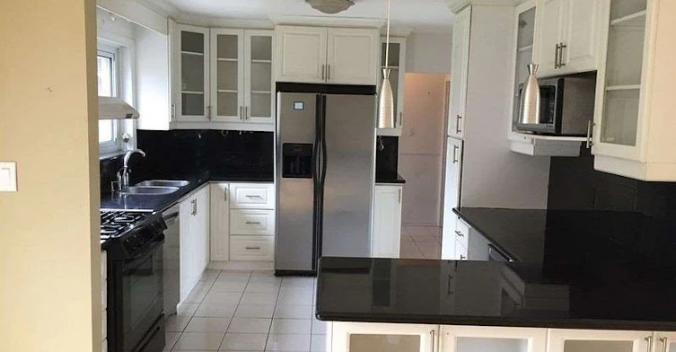 853 Douglas Avenue, Pickering, ON, L1W 1N5